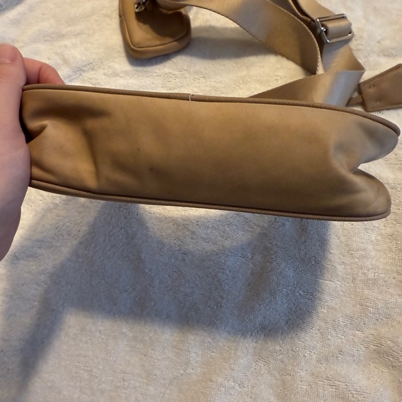 Prada Re Edition 2005 - Picture 5 of 11